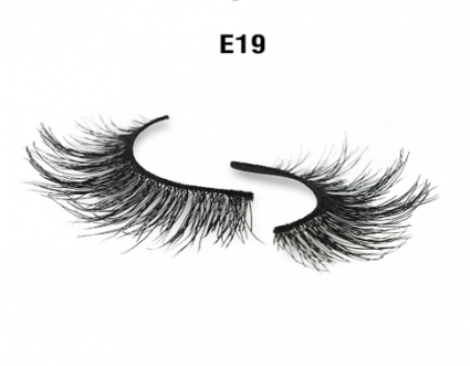 false-lashes